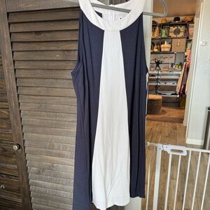 CROWN & IVY Navy and White Halter Dress Scalloped Hem in Size 1X